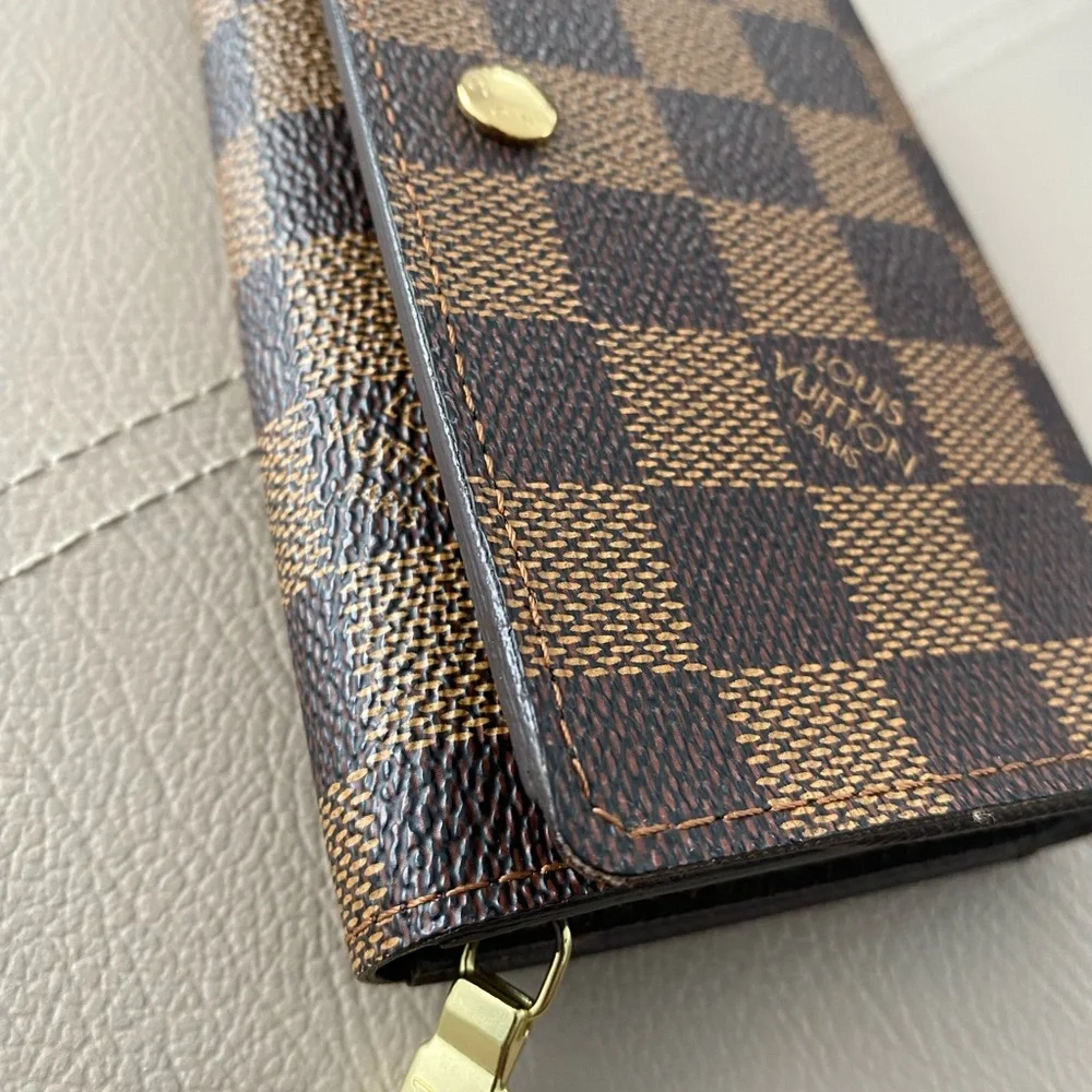 LOUIS VUITTON Tresor wallet - Picture 7 of 15